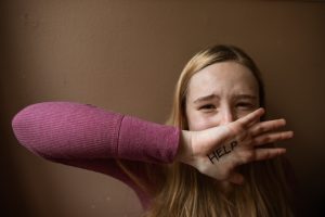 Zneužívanie, domáce násilie a týranie